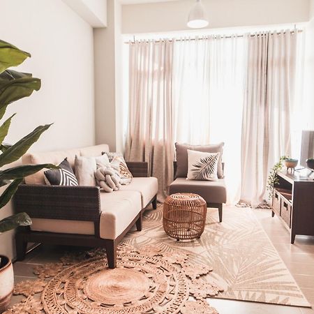Modern Tropical Luxe Apartment - Boracay Newcoast Yapak المظهر الخارجي الصورة