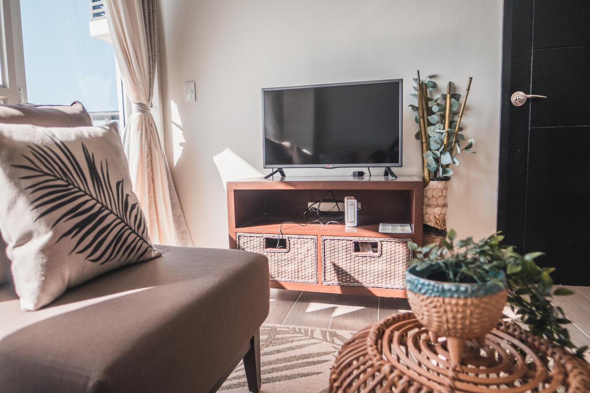 Modern Tropical Luxe Apartment - Boracay Newcoast Yapak المظهر الخارجي الصورة
